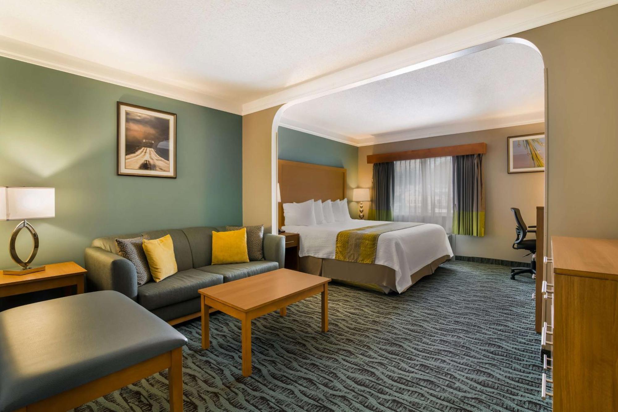 Best Western Plus Executive Court Inn & Conference Center Manchester Exterior photo